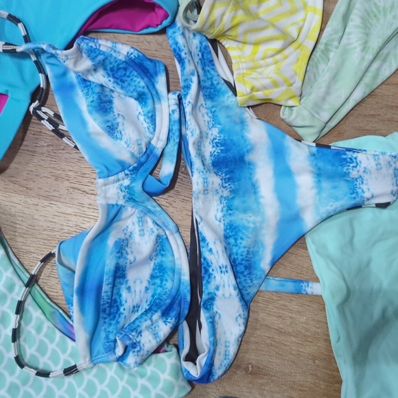 Rare Discontinued Moana Bikini Collection - Picture 5 of 6